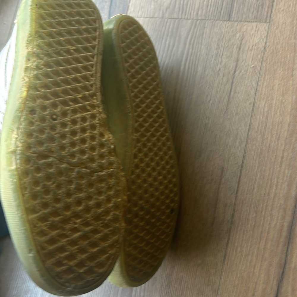 Vans High Tops !! 🤙 - Picture 4 of 4